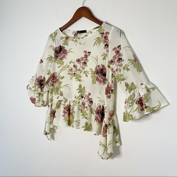 Gibson ruffled peplum 3/4 bell sleeves floral top petite small - Picture 4 of 10